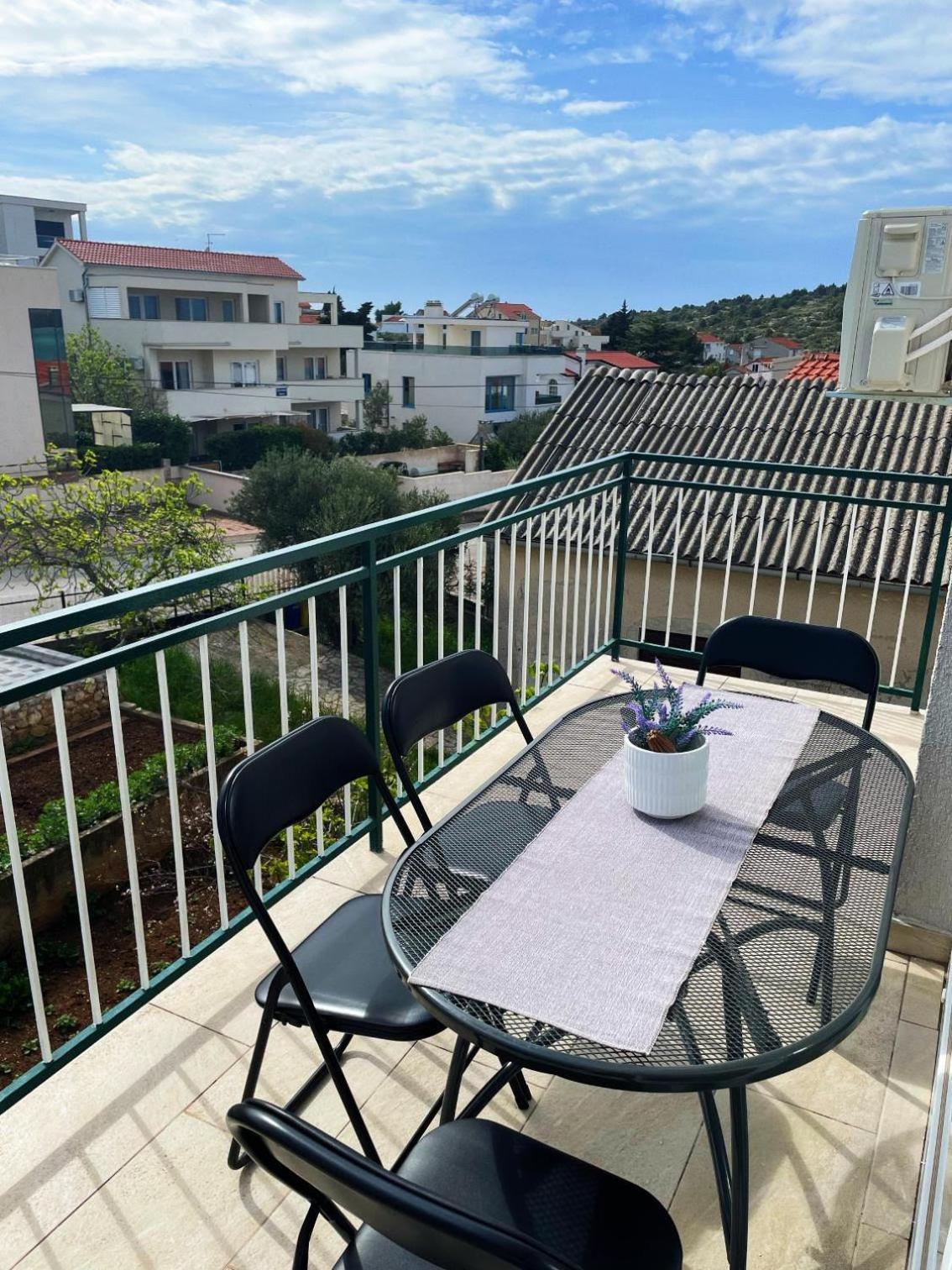 Apartments Kostelic Murter Rum bild