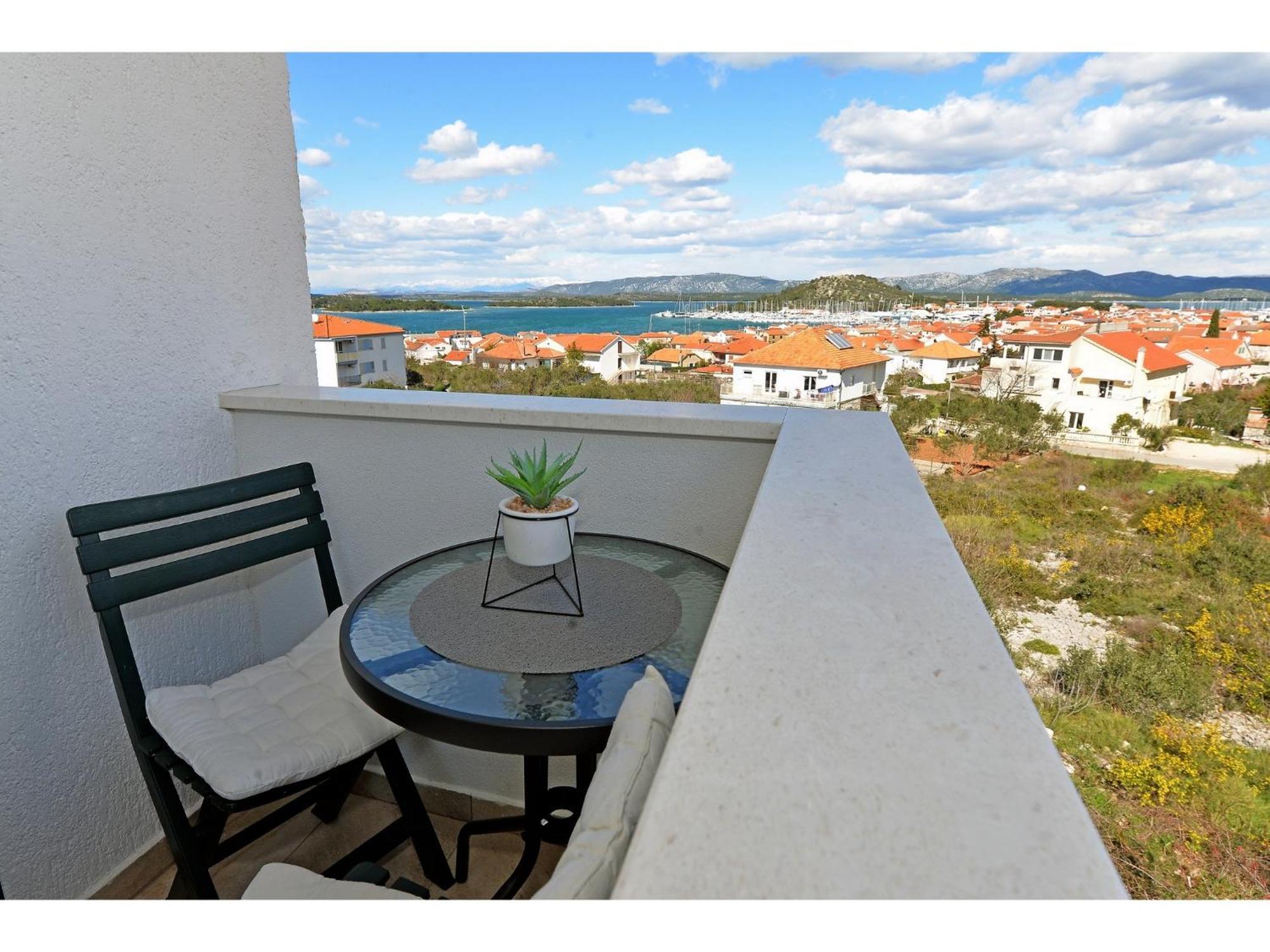 Apartments Kostelic Murter Rum bild